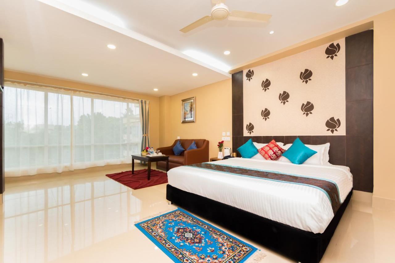Central Courtyard Boutique Hotel Siliguri Exterior photo